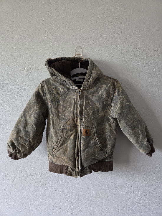 Carhartt Other - Carhartt Kids' Hooded Insulated Jacket in Camouflage Brown